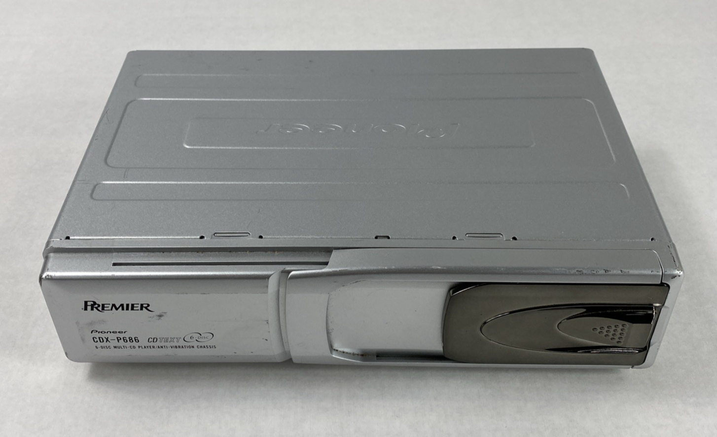 Pioneer Premier CDX-P686 6-Disc CD Changer Untested