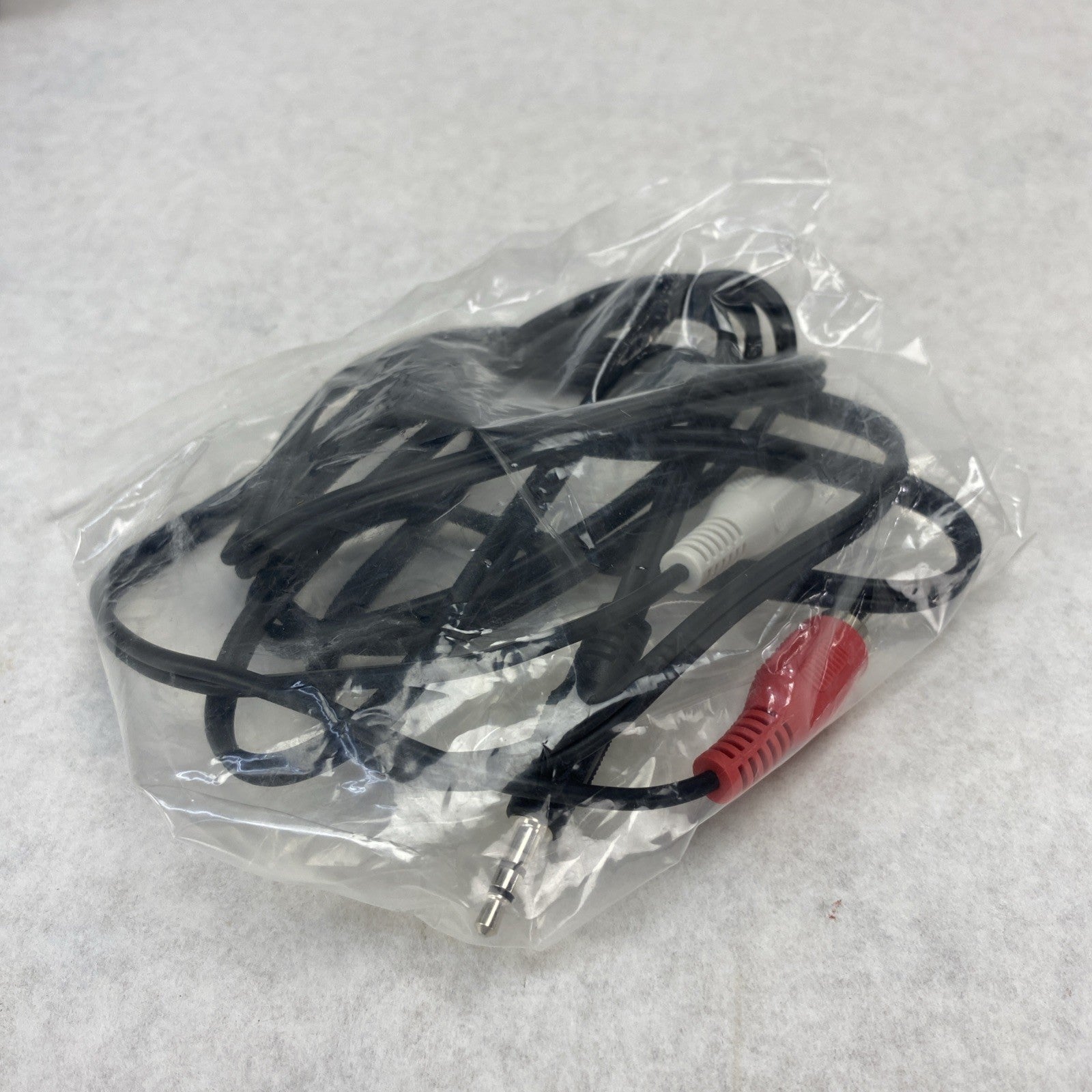 StarTech VGA2HDMIPRO ConvergeAV VGA To HDMI AV Converter/Scaler - With Cables 16