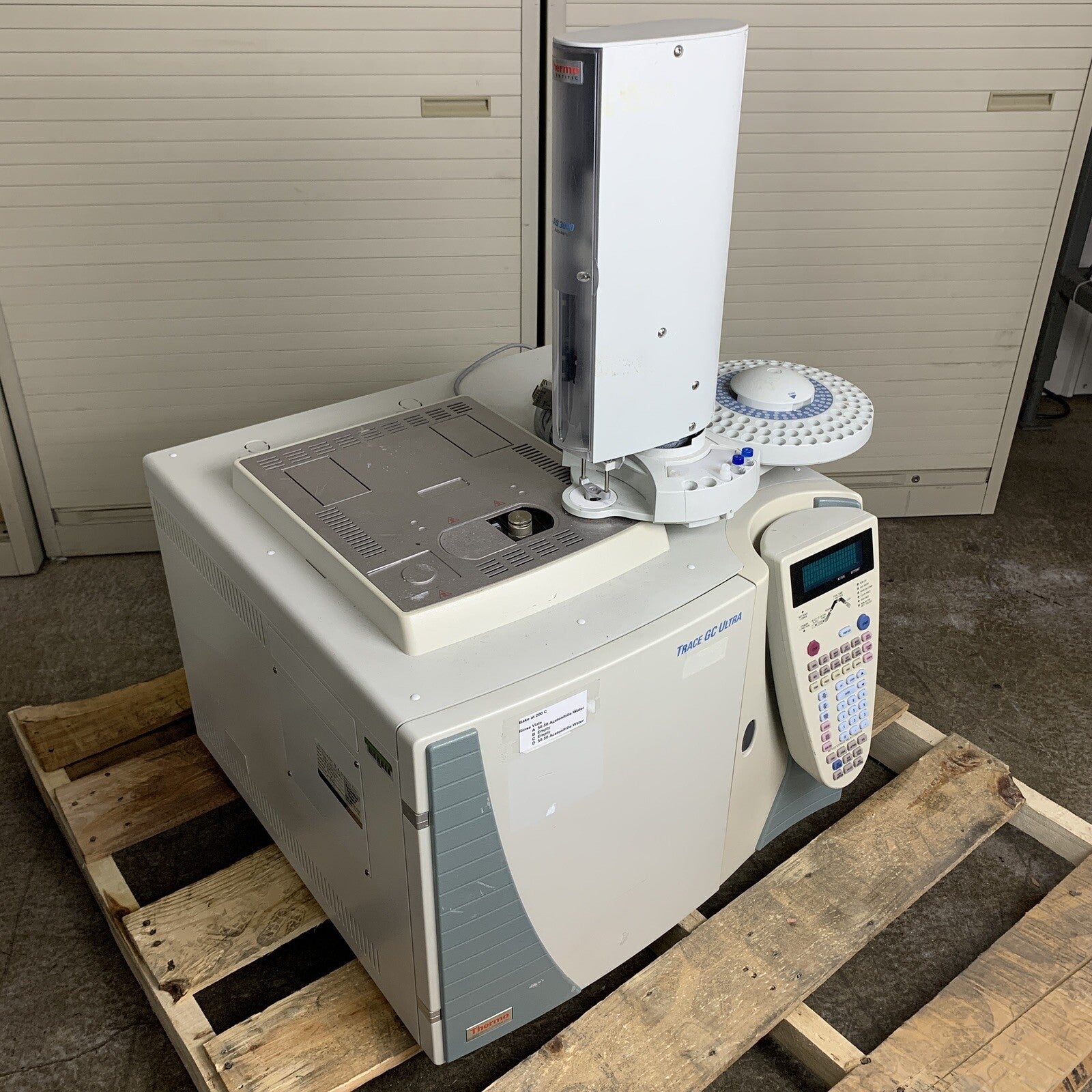 Thermo Scientific Trace GC Ultra w/ AI 3000 Auto Sampler Powers On