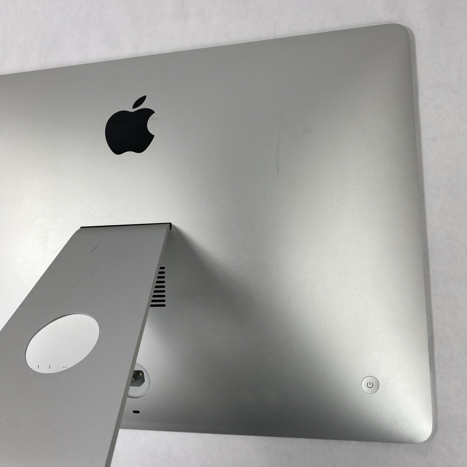 Apple A1418 iMac Retina 4k 21.5" 2015 3.1GHz i5 16GB RAM 1TB Fusion - Cracked