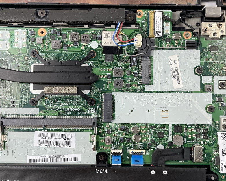 Lenovo ThinkPad T490 14" i5-8365U 1.60 GHz 8 GB RAM No SSD/OS/AC - Bad Hinge