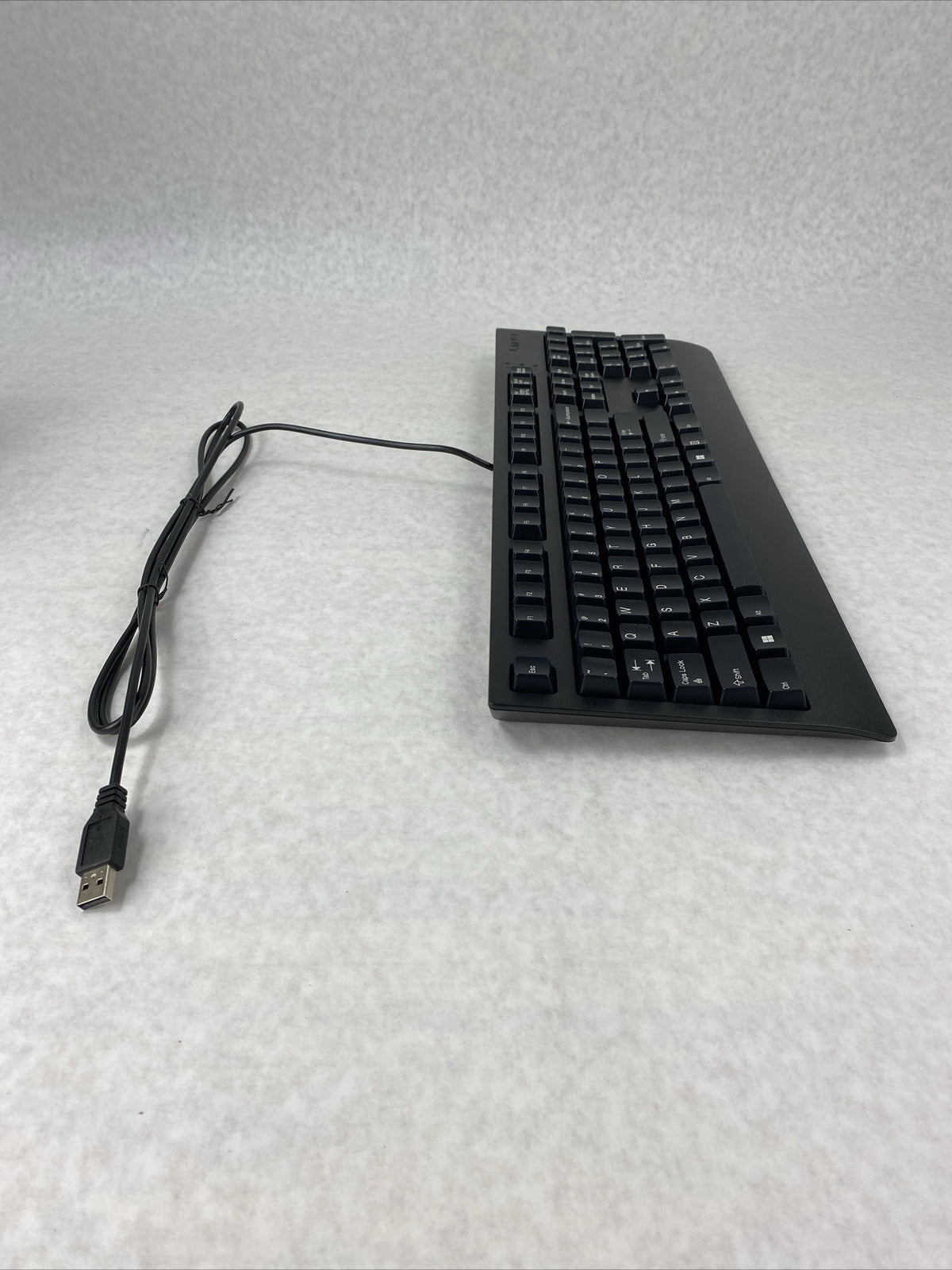 Lot of 4 Lenovo KBBH21 Traditional USB Wired Keyboards 00XH688