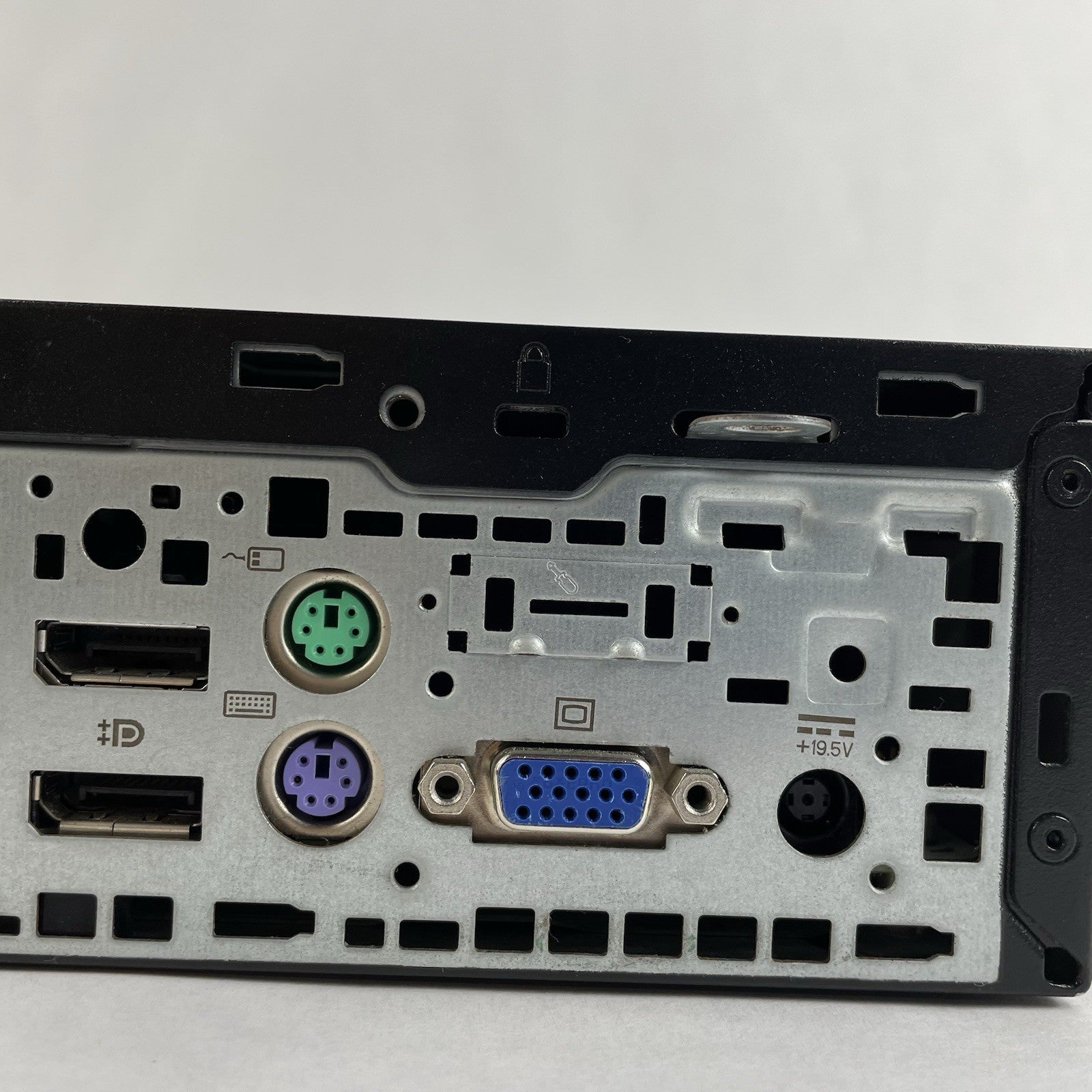 HP EliteDesk 800 G1 USFF i5-4590s 3.00 GHz 8 GB RAM No HDD/OS/AC7