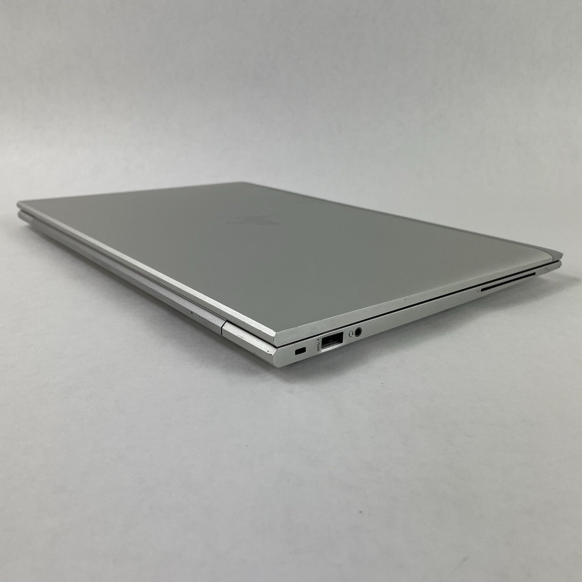 HP EliteBook 850 G8 15.6" i5-1145G7 2.60 GHz 8 GB RAM No SSD/OS/AC/Batt - Bottom11