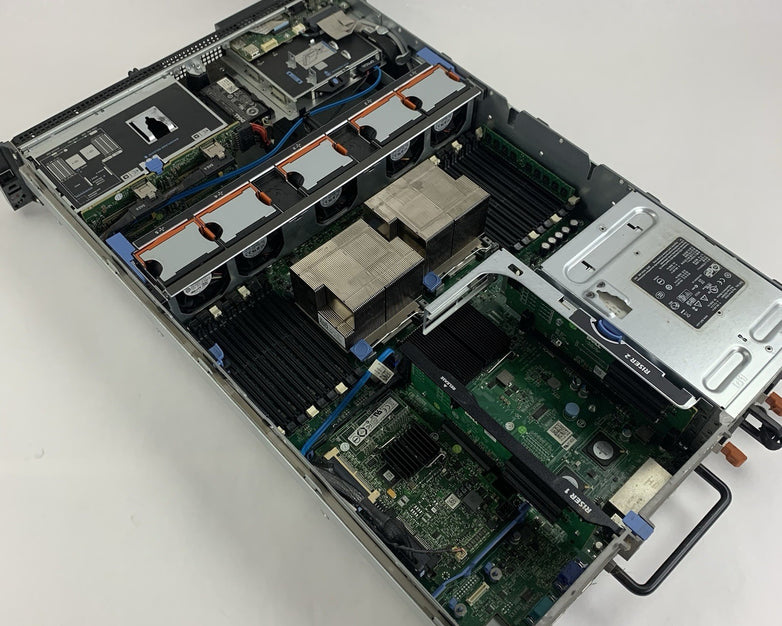 Dell PowerEdge R710 Server 2X Xeon E5620 2.4 GHz 16 GB Perc 6li No OS No HDD