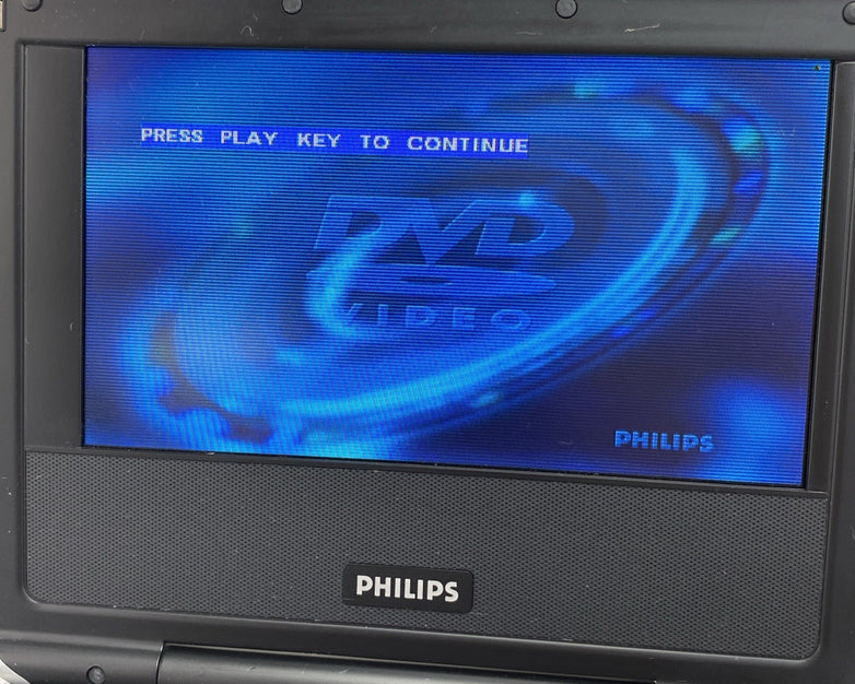 Philips PET724 Portable LCD DVD Player - Tested And No Remote