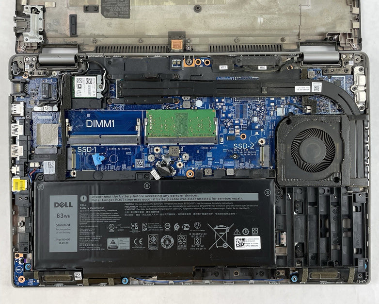Dell Latitude 5520 15.6" i5-1135G7 1.40 GHz 8 GB RAM No SSD/OS/AC - Bad Paint