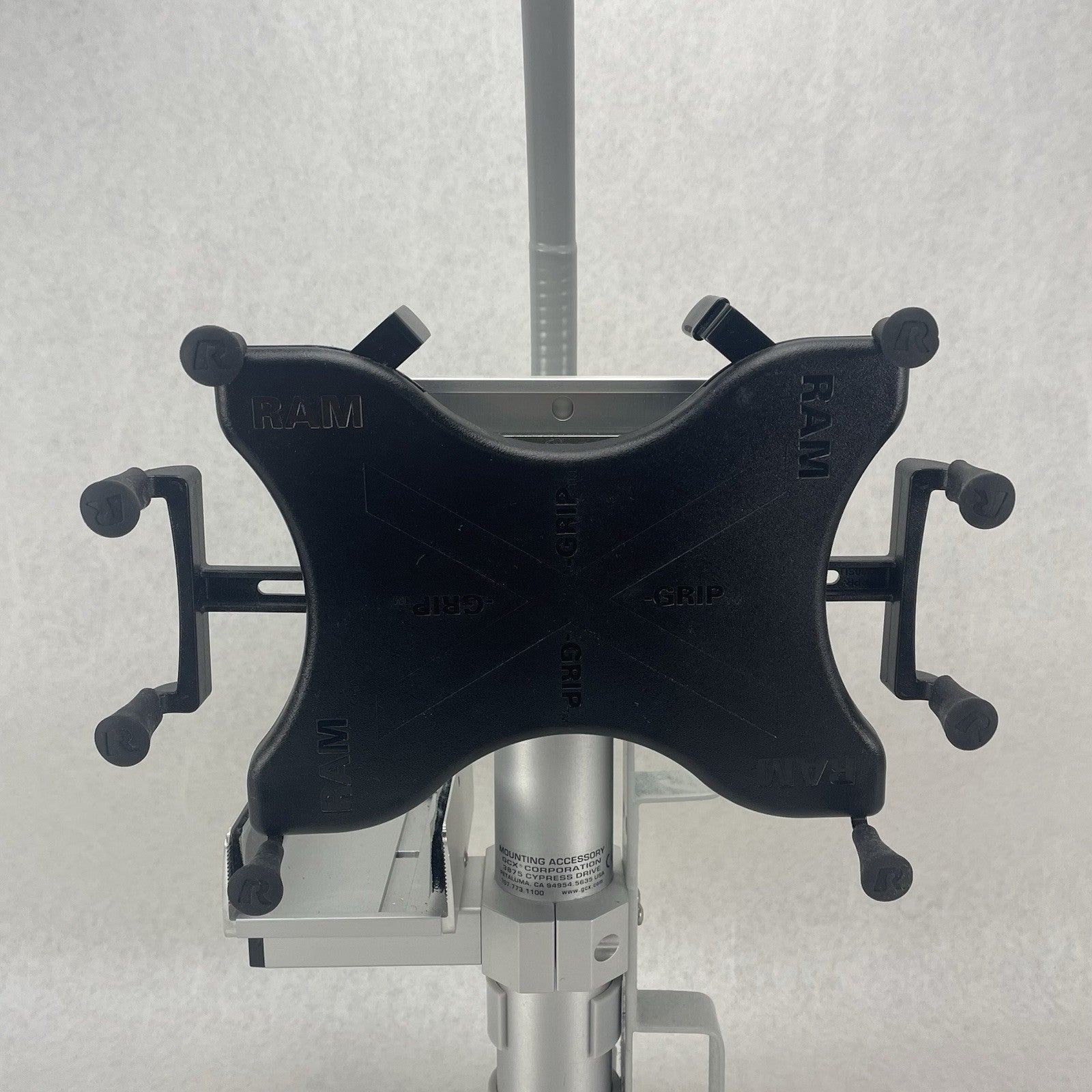 Steris Verifeye VEYE101-102 Flat Panel Pedestal Mount2