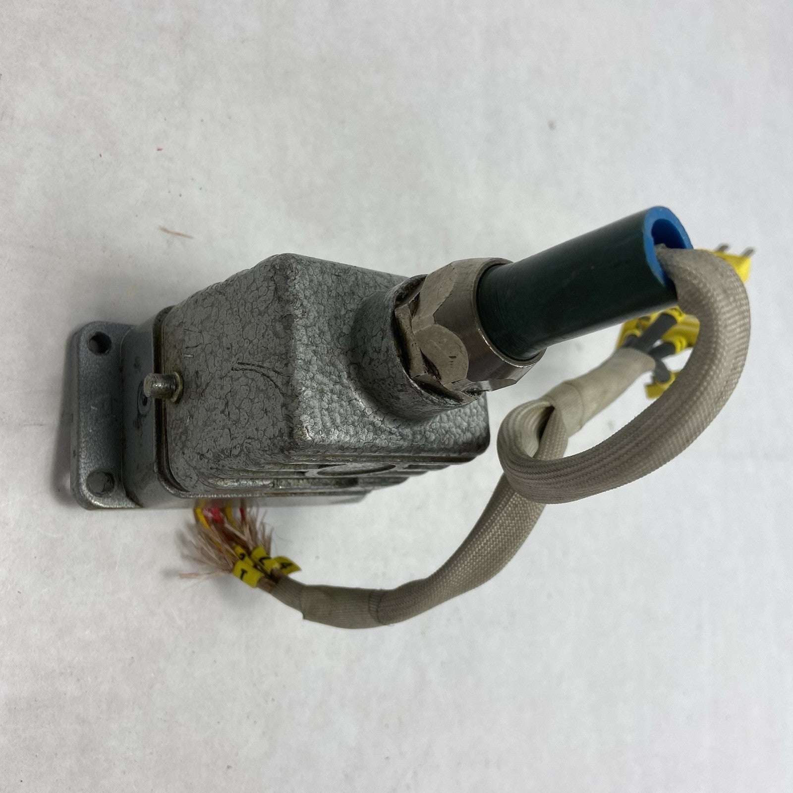 Walther Procon 714306 Top Housing and Base with H-BT Han DD 24 Pin Connector