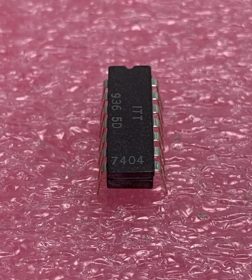 ITT 936 5D Integrated Circuit Transistor (Lot of 14)