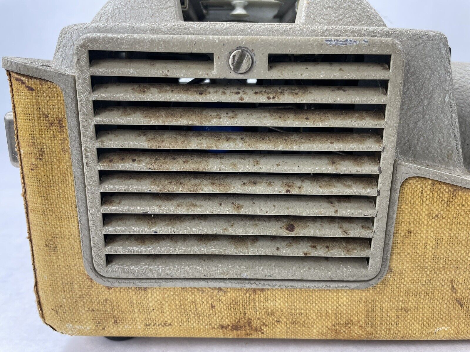 Revere P-444 Slide Projector With Case - Untested Parts Only