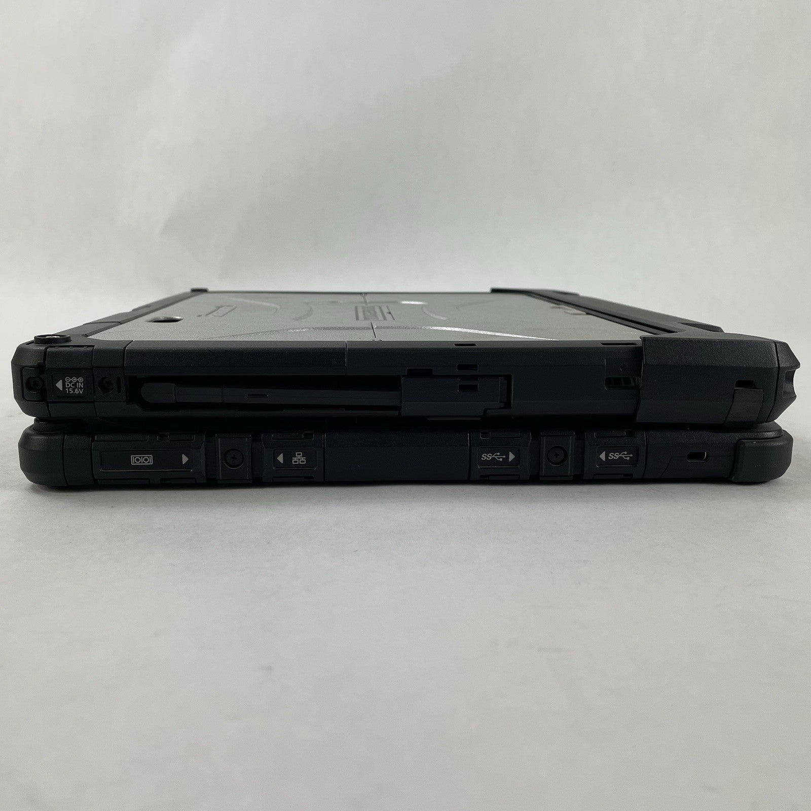 Panasonic CF-33 12" i5-7300U 2.60 GHz 8 GB RAM No SSD/OS/AC - READ17