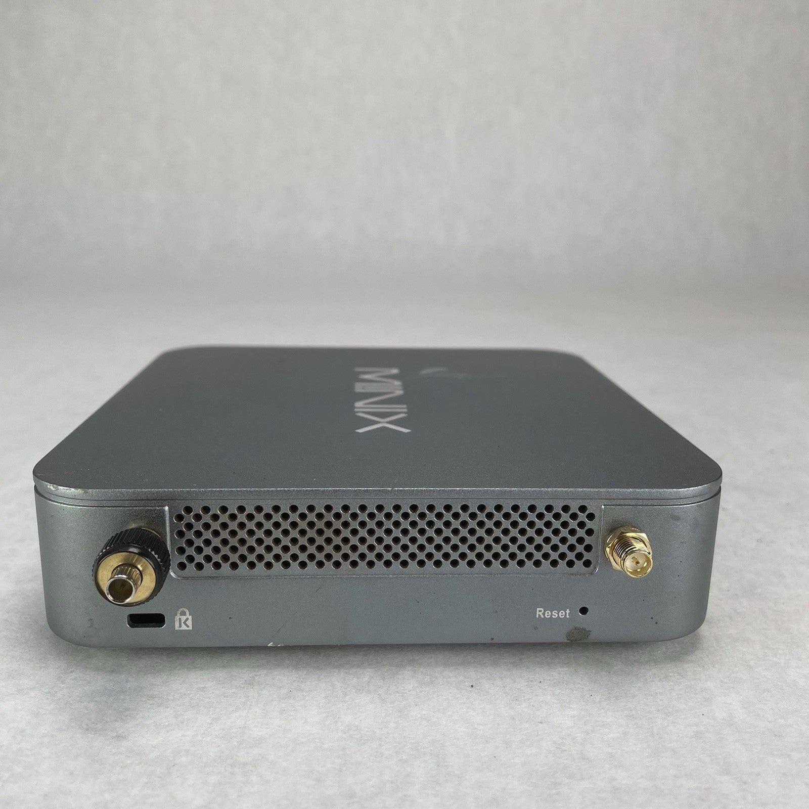 Minix Neo J51-C8MAX Micro Intel Celeron N5105 2 GHz 8 GB RAM No HDD No OS