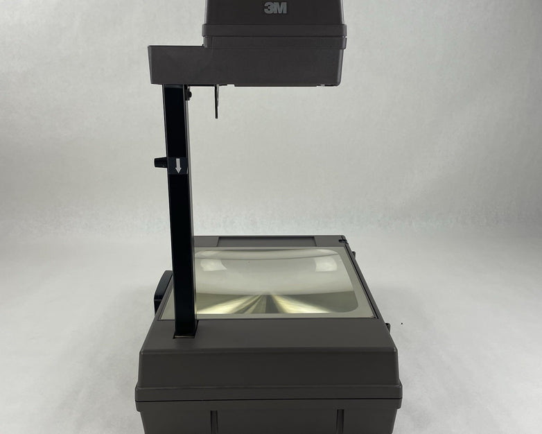 3M 2000AG Overhead Projector For Parts Not Working