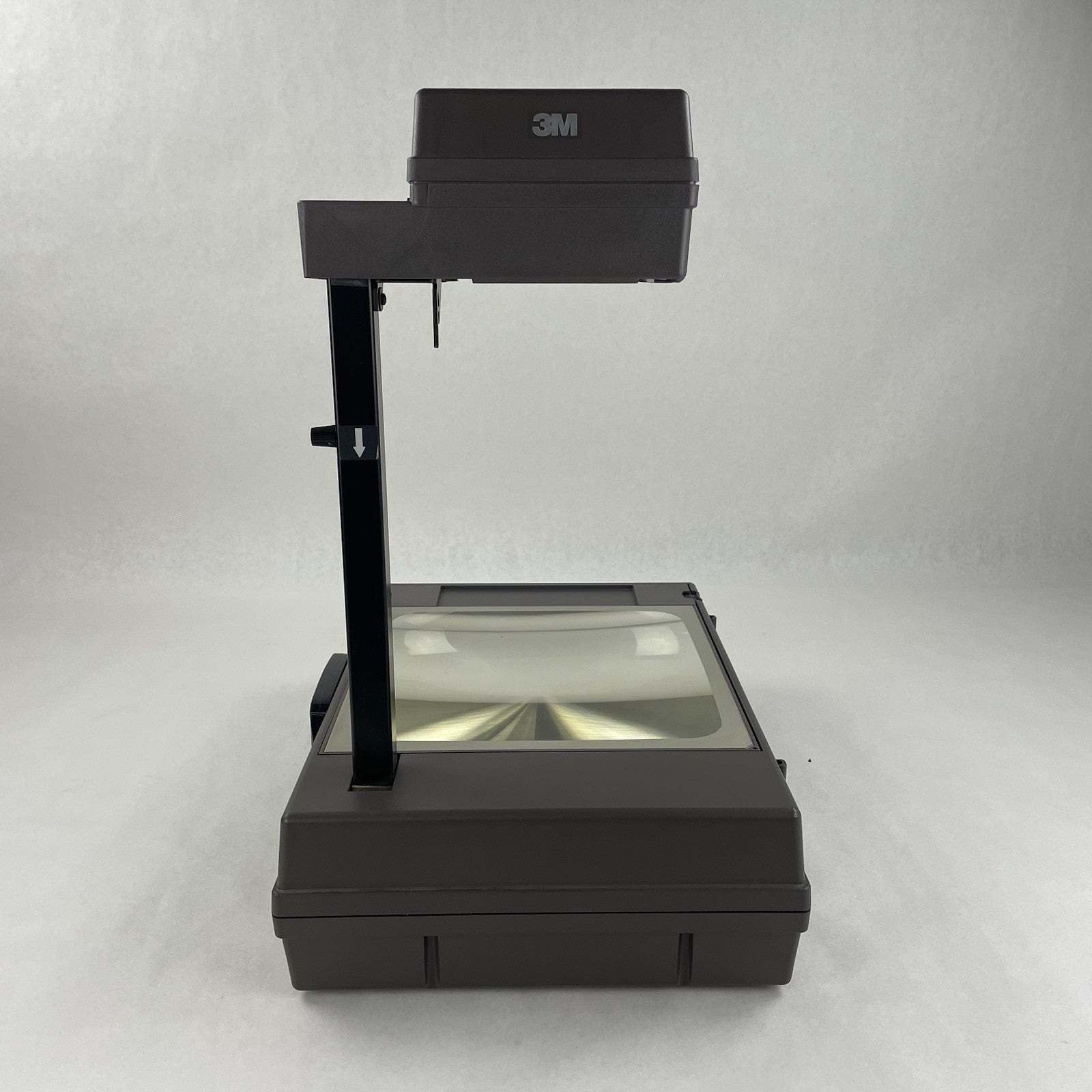 3M 2000AG Overhead Projector For Parts Not Working