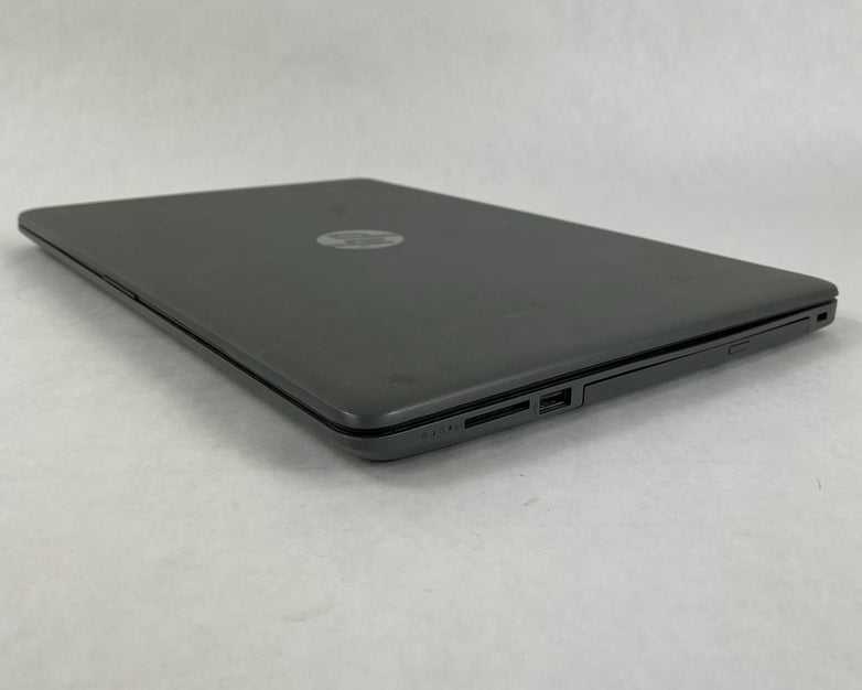 HP 15-da0046nr 15.6" i3-7020U 2.30 GHz 8 GB RAM No SSD No OS - Bad Bottom