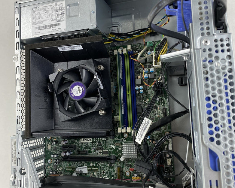 Lenovo ThinkCentre M900 SFF Intel Core i7-6700 3.4GHz 8GB RAM No HDD No OS