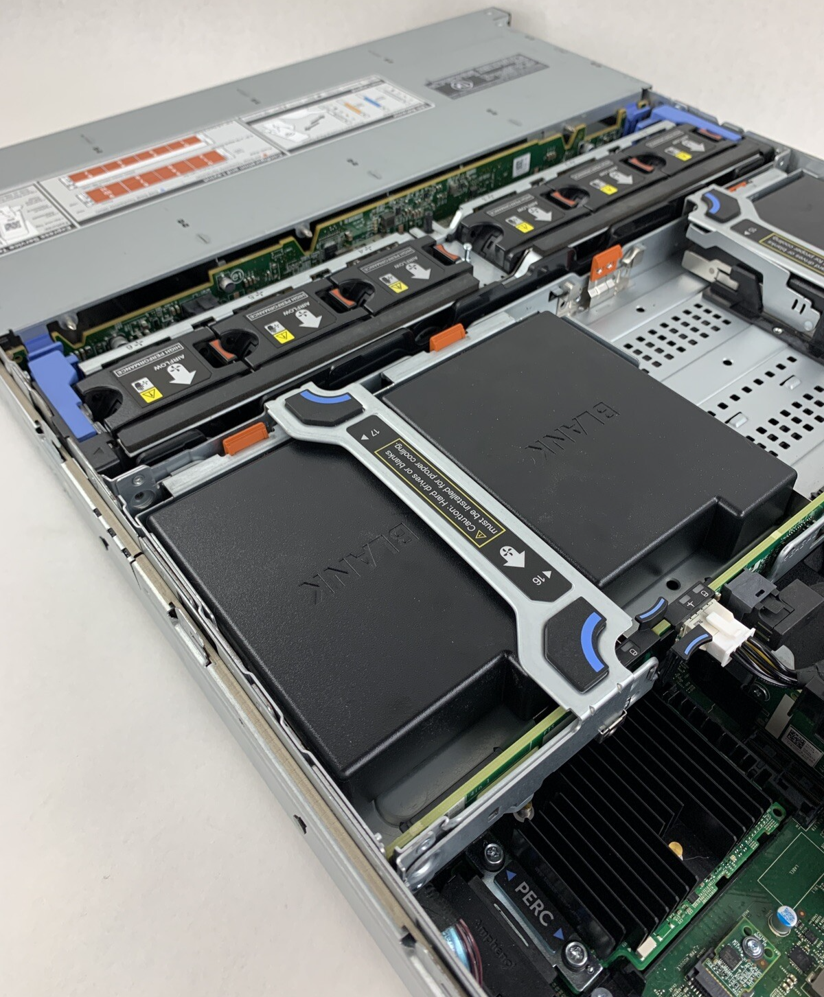 Dell  VxRail S570 Server 2x Gold 5118 2.3 GHz 384 GB RAM HBA330 No OS No HDD