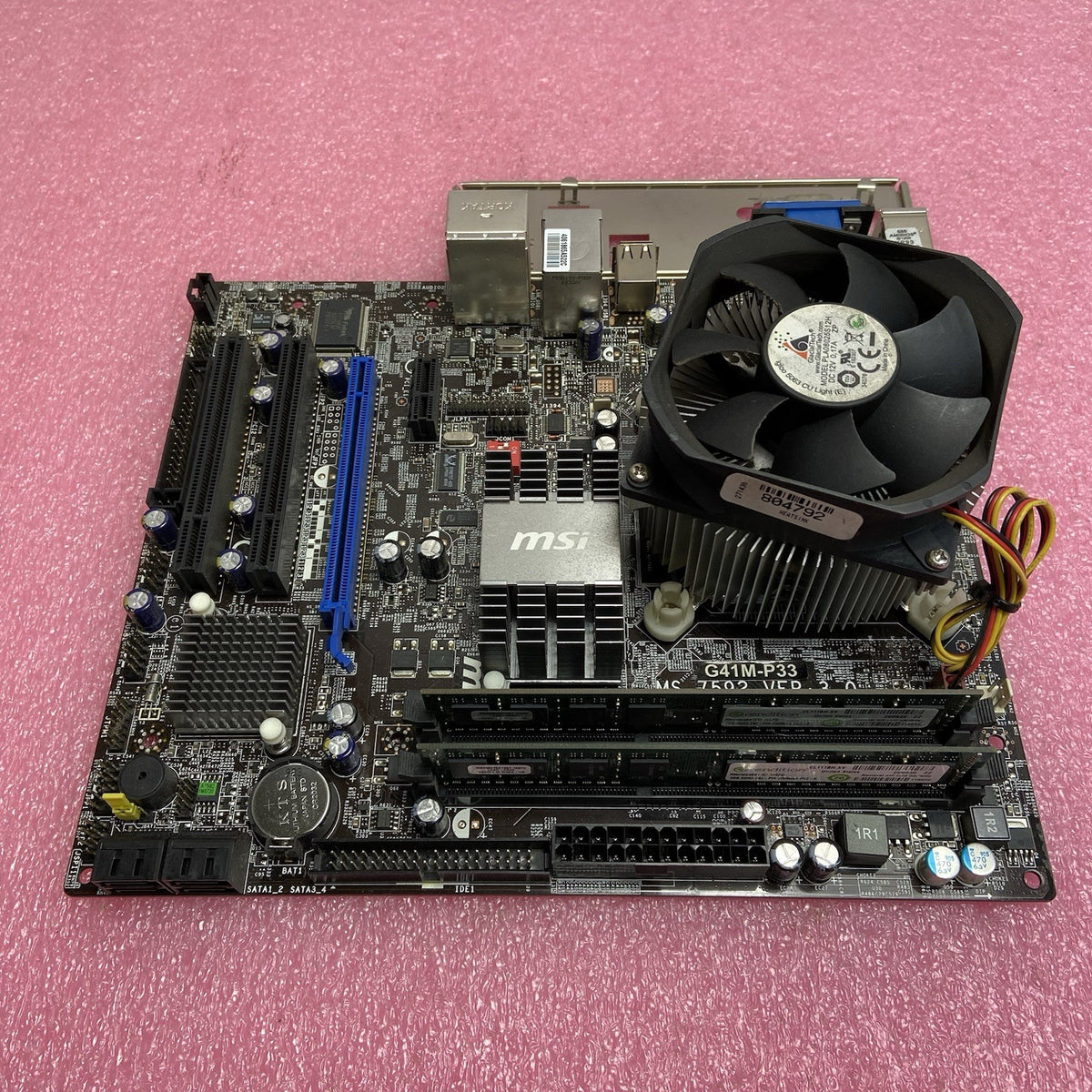MSI G41M-P33 Motherboard Intel Core 2 Quad Q300 2.5GHz 4GB RAM w/IO Shield2