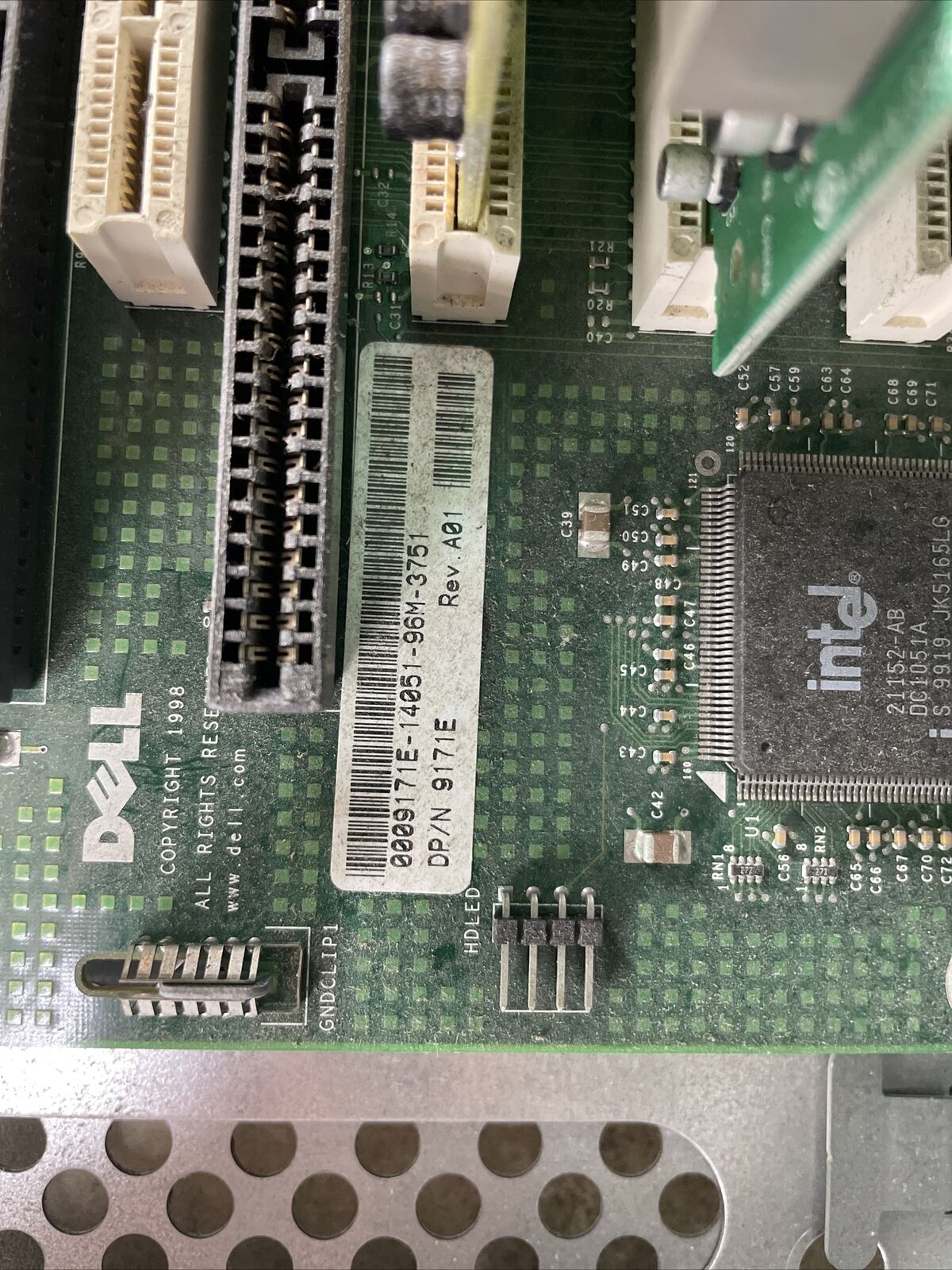Dell Optiplex GX1 MT Intel Pentium III 450MHz 320MB RAM No HDD No OS