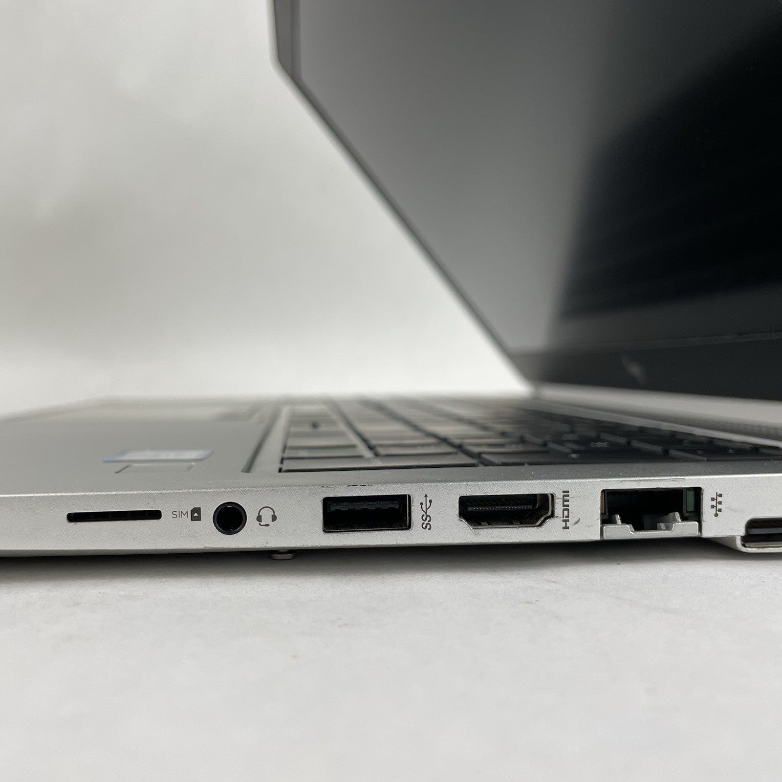 HP EliteBook 850 G6 15.6" i5-8365U 1.60 GHz 8 GB RAM No SSD/OS/AC - Dents5