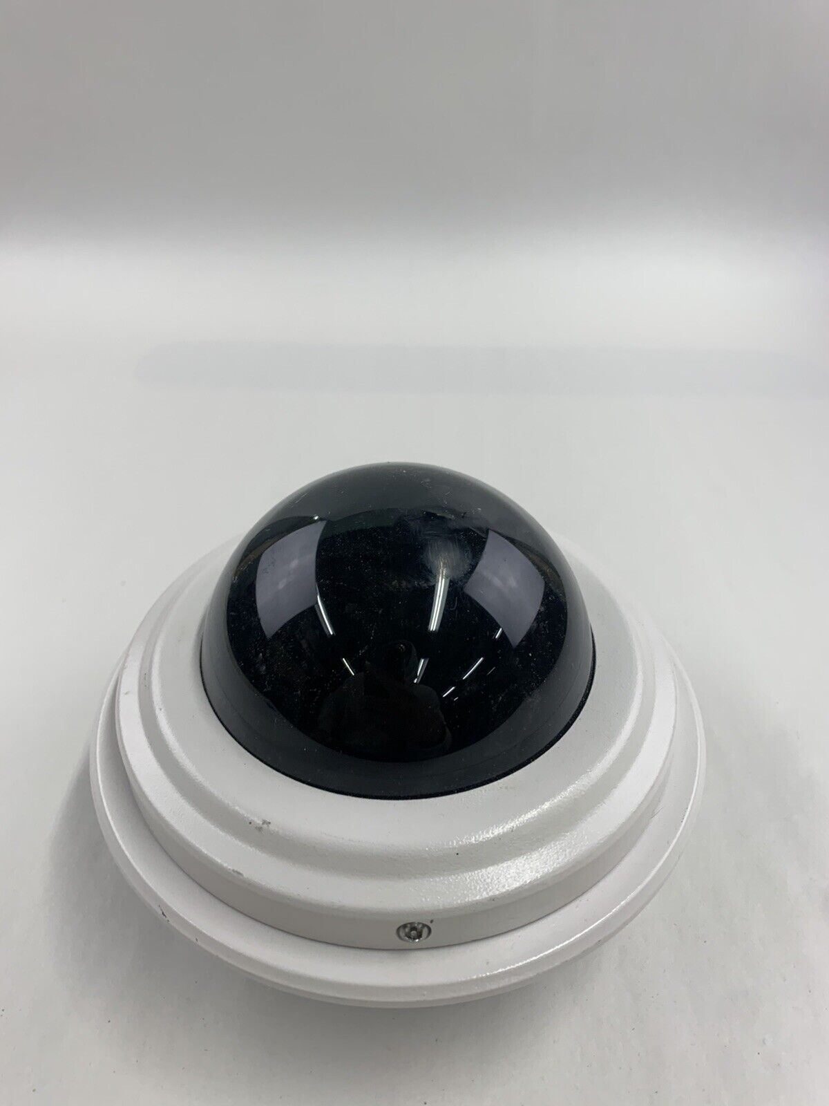 Pelco ICS150-CDV39A Security Camera MFXX-4250-350 For Parts or Repair