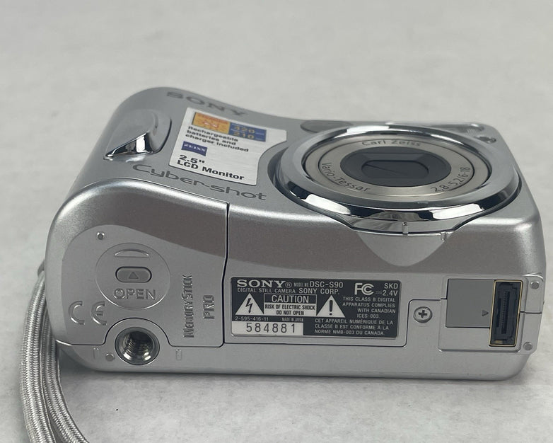Sony Cyber-shot DSC-S90 Compact Digital Camera Tested
