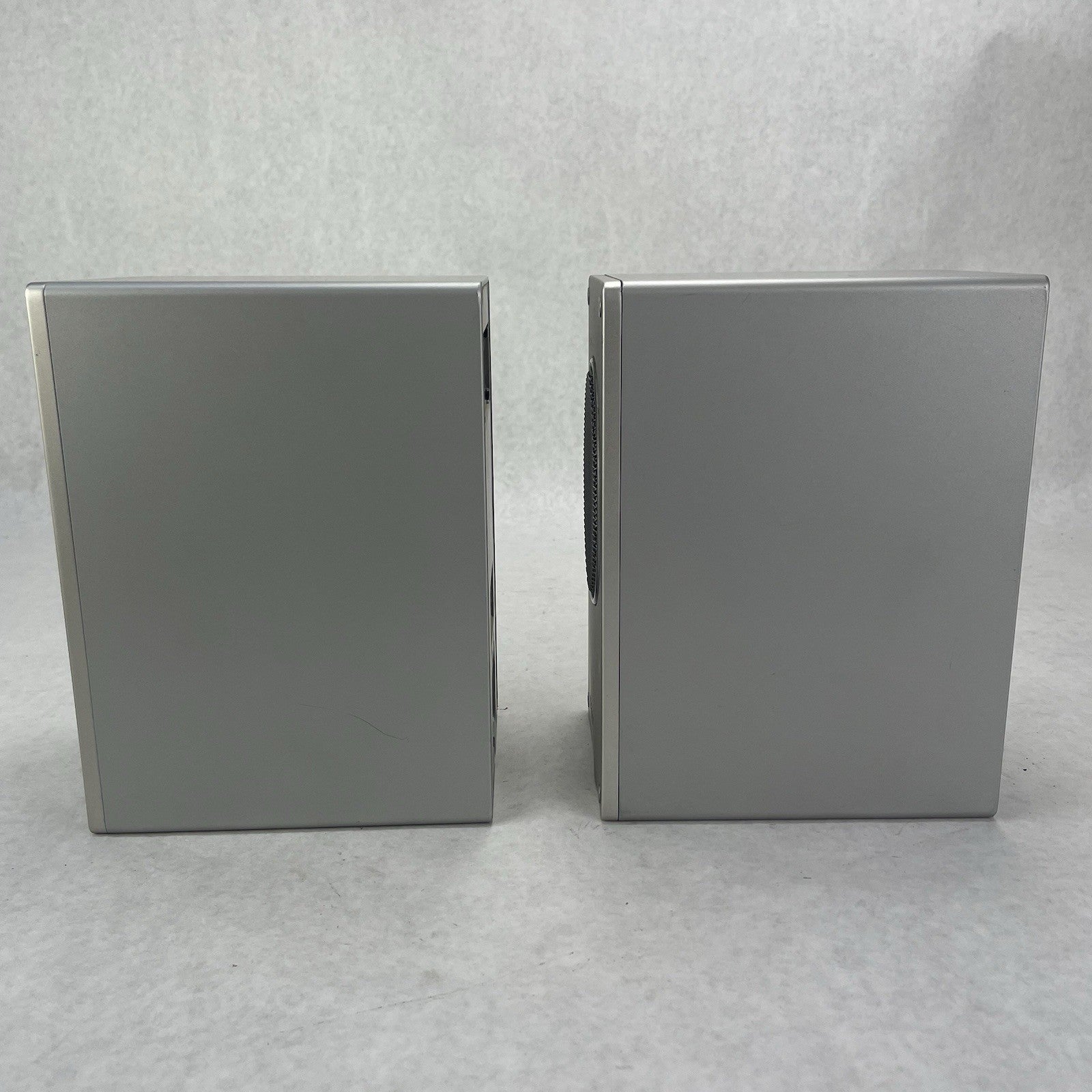 Sony CFS-100 Speakers Pair10