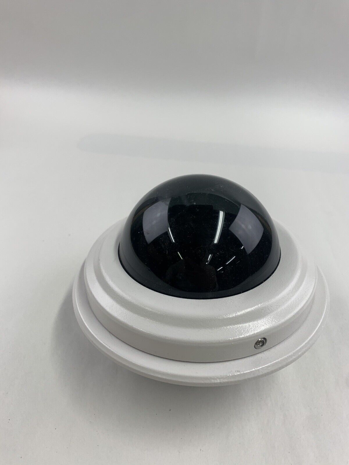 Pelco ICS150-CDV39A Security Camera MFXX-4250-350 For Parts or Repair