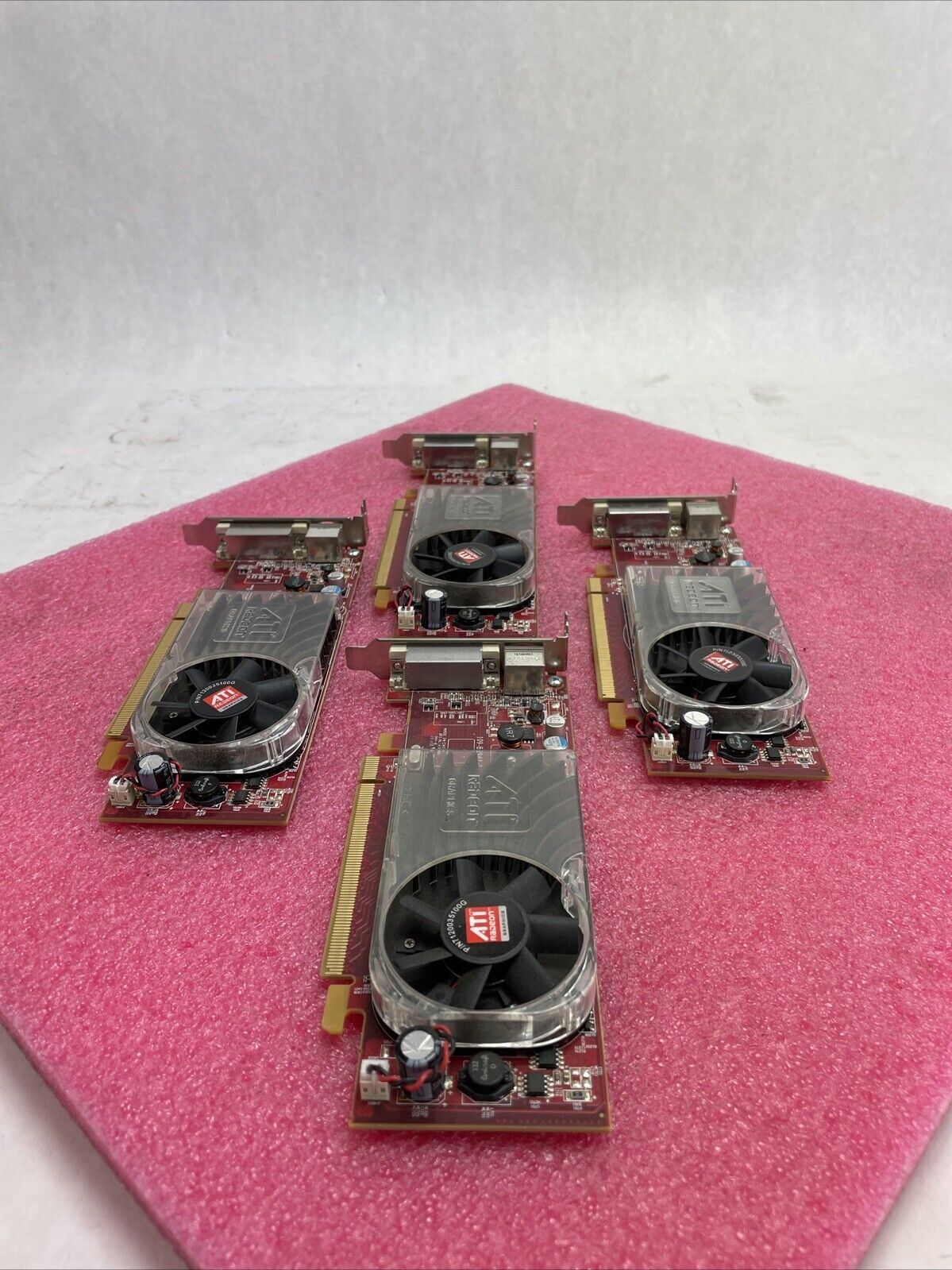 Lot of 4 AMD Radeon HD 2400XT Pro 256MB PCI-e ATI-102-B62902(B)