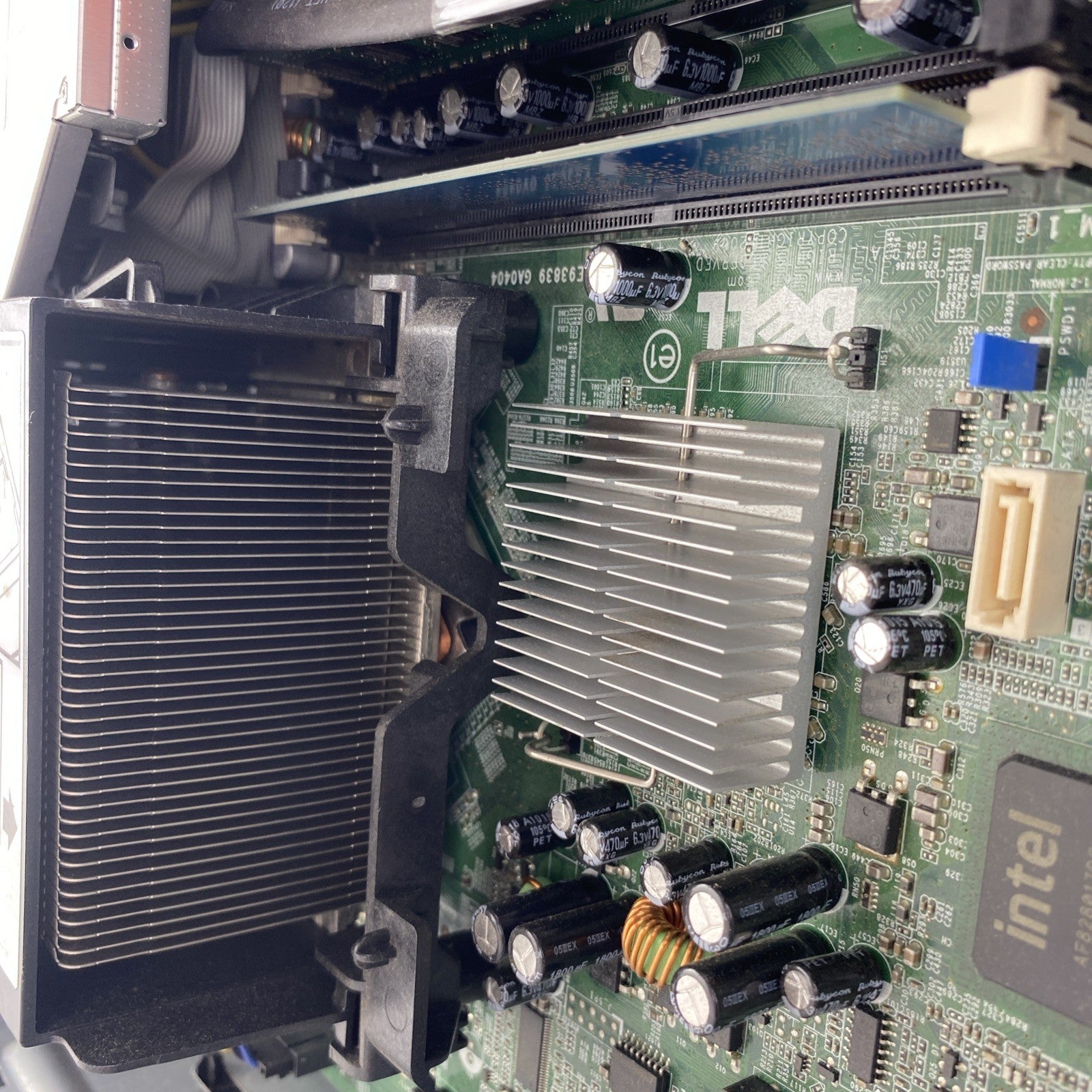 Dell Optiplex 780 SFF Intel Core 2 Duo E8400 3.0GHz 4GB RAM No HDD No OS
