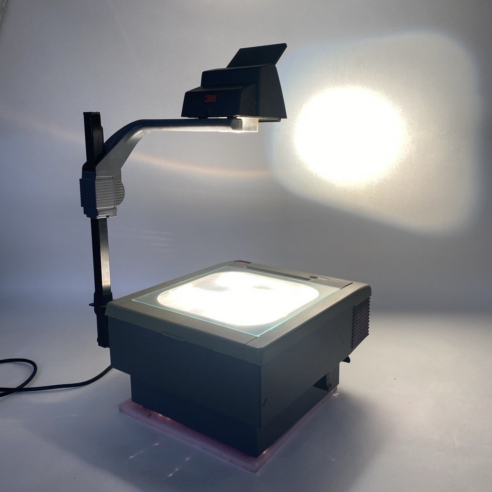 3M 9000JAC 9200 Overhead Projector Tested0
