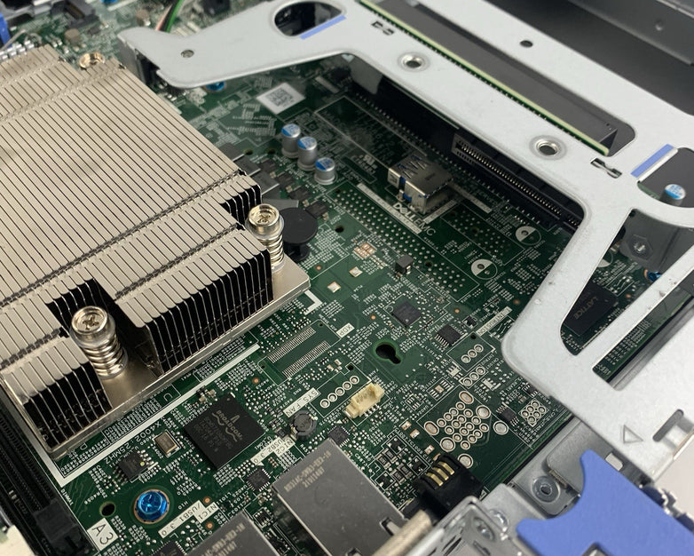 Dell PowerEdge R340 1U Server 1x Xeon E-2144G 3.6 GHz 16 GB No OS No HDD