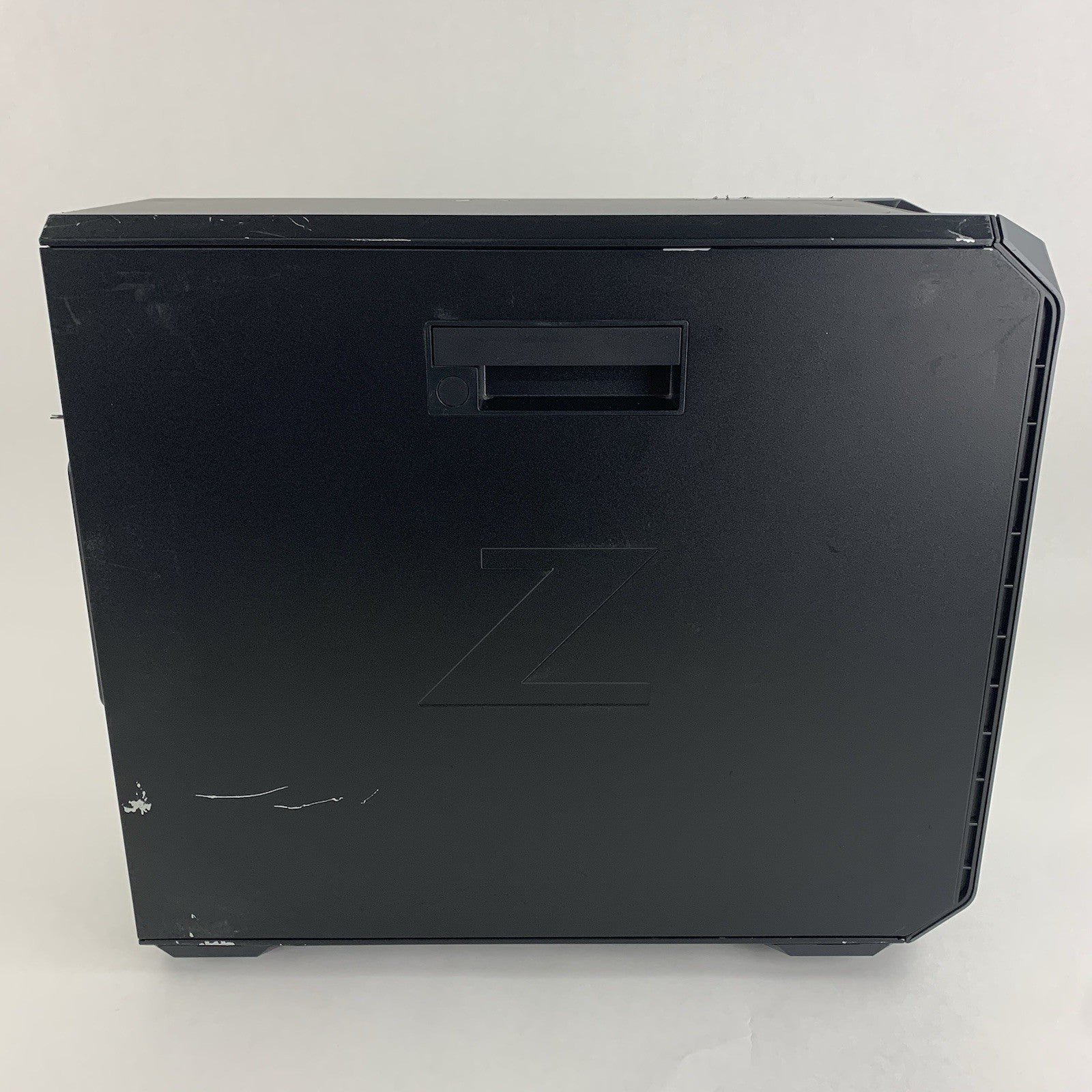 HP Z4 G4 Workstation 1x Xeon W-2102 2.9GHz 32 GB No OS No HDD No GPU8