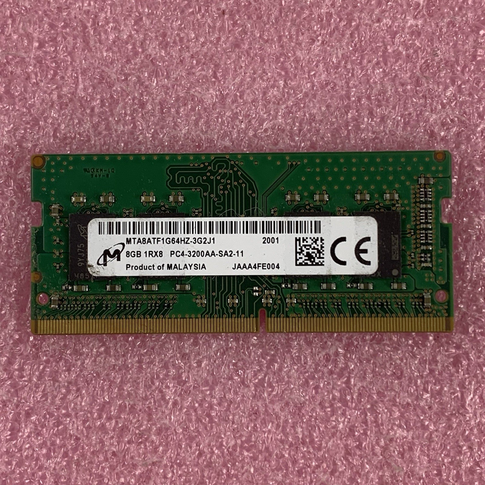 Micron MTA8ATF1G64HZ-3G2J1 8 GB DDR4-3200 PC4-3200AA 260-Pin Laptop Memory Ram1