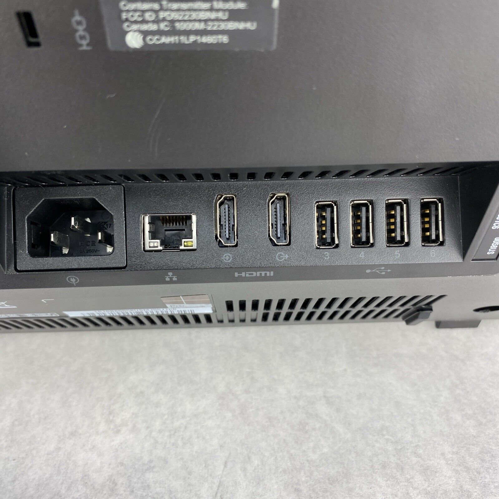 Lenovo ThinkCentre E93z AIO Intel Core i3-4130 3.40GHz 8GB RAM No HDD No OS