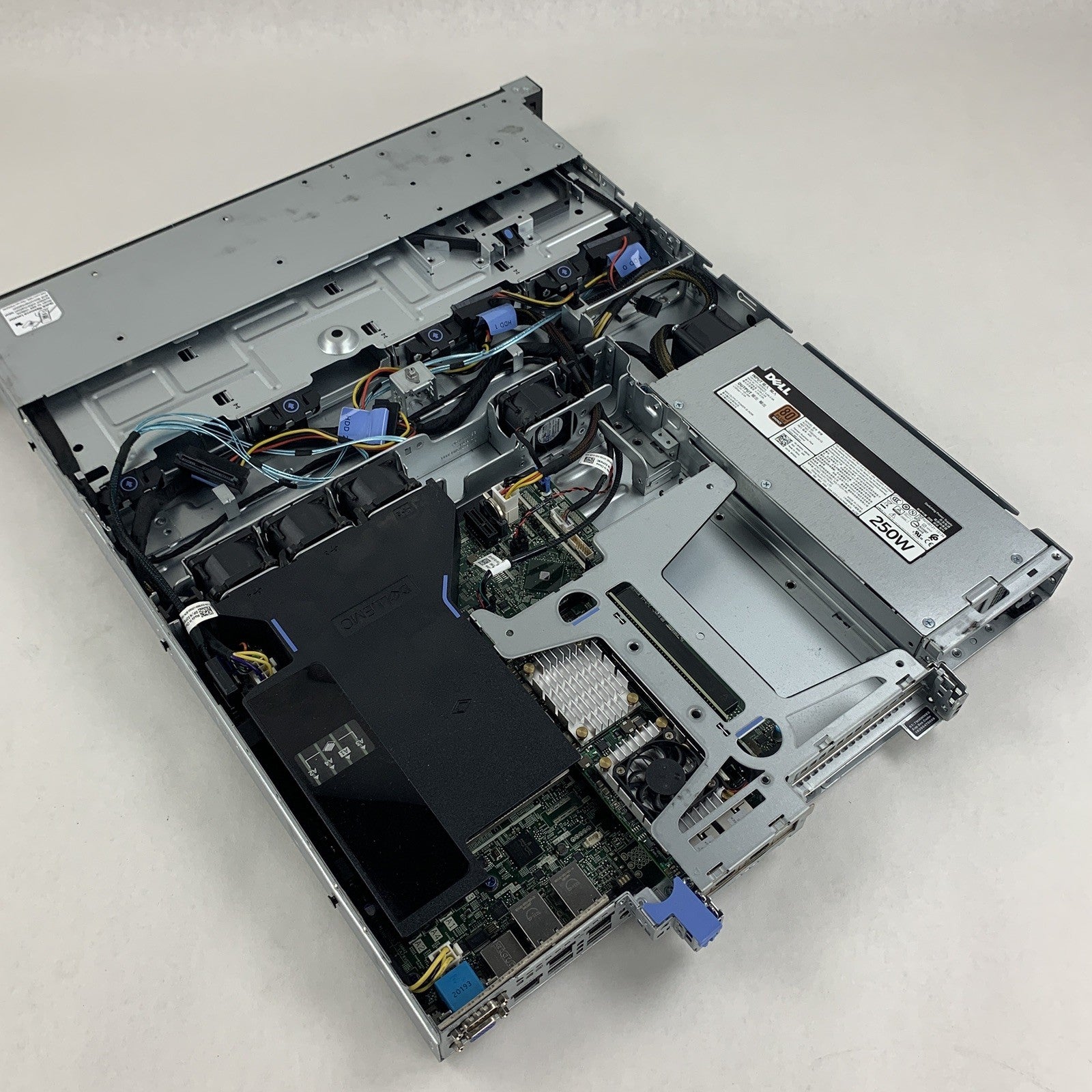 Dell PowerEdge R240 1U Server Xeon E-2246G 3.6 GHz 64 GB DDR4 No OS No HDD