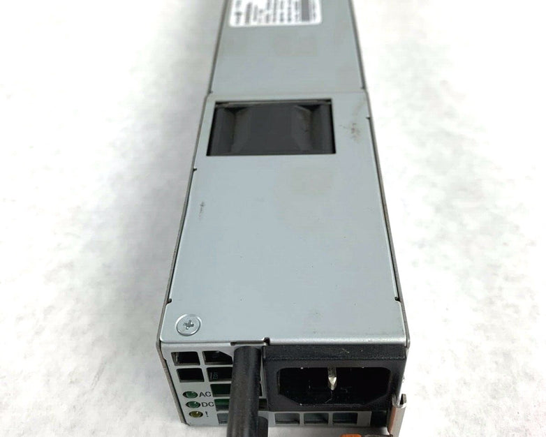 IBM 675W EMERSON Power Supply 7001484-J000 for X3550/X3650 M3 P/N 39Y7226