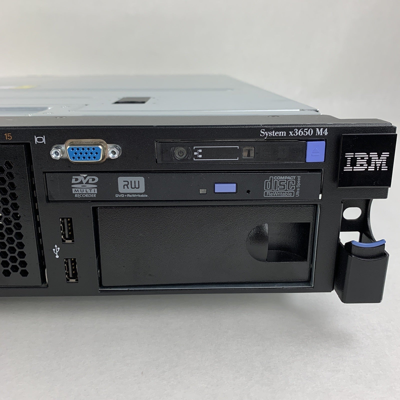 IBM System x3650 M4 Server  2x  E5-2640 2.5 GHz 32 GB RAM No OS No 2.5" HDD