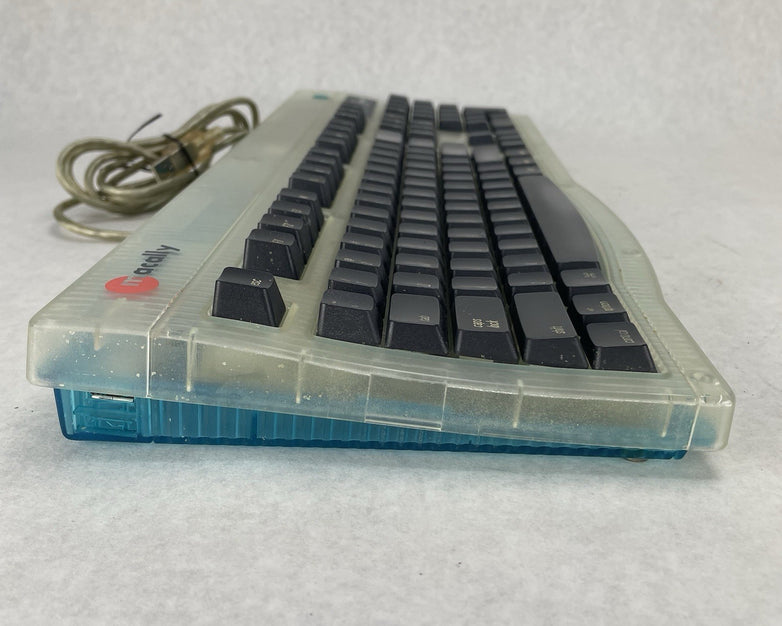 Macally iKey Wired USB Keyboard