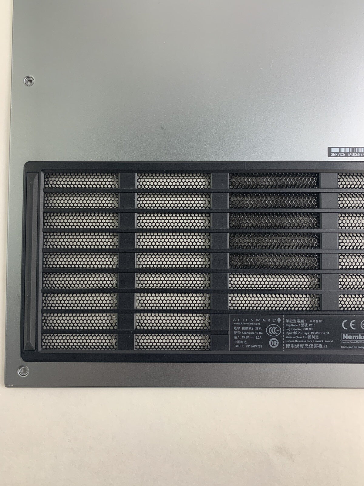 Alienware 17 R4 P31E001 2016 Keyboard Bottom Cover Only - No Screws4
