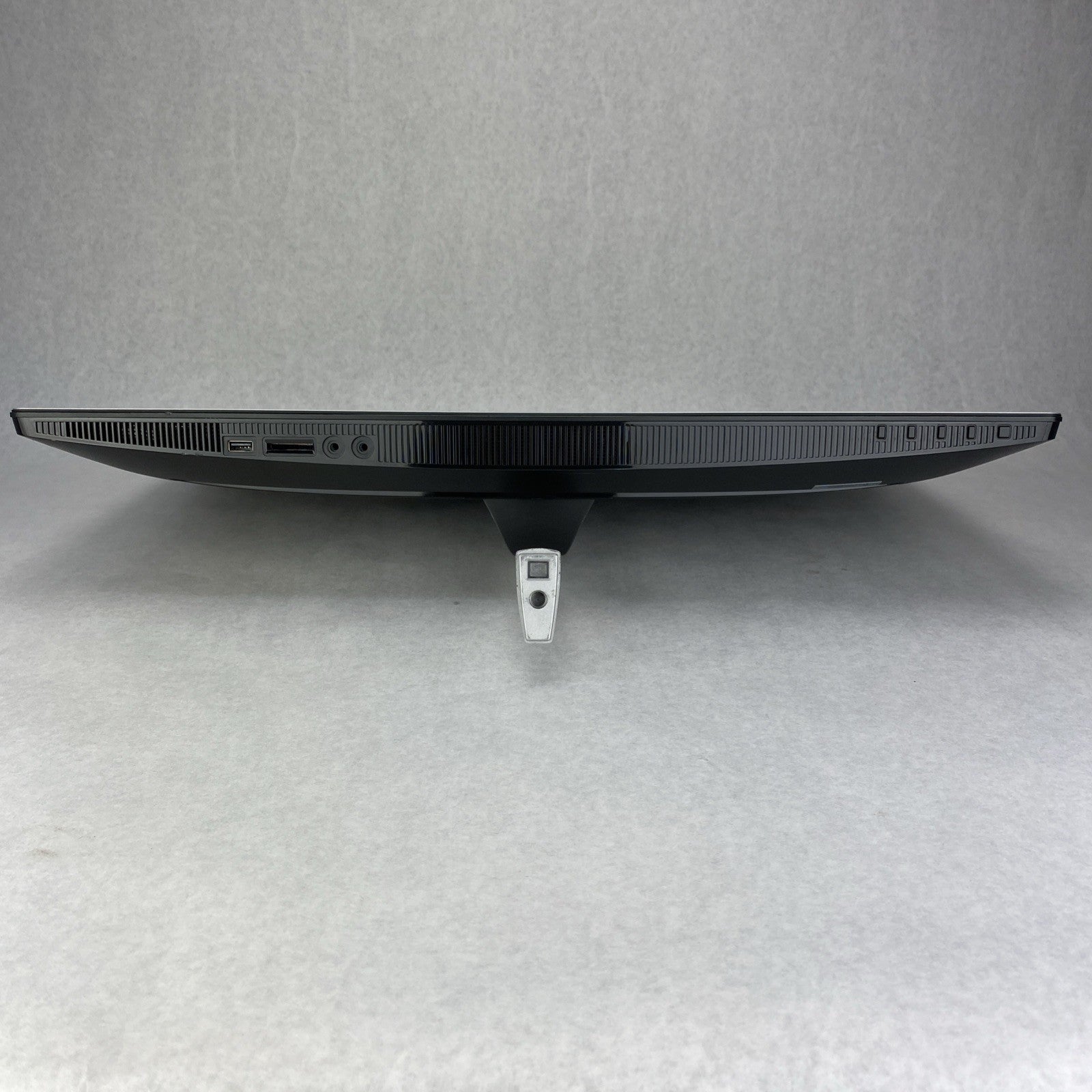 ASUS All-in-One PC ET2321I 23" Touch Core i5-4200U 1.60MHz 8GB RAM No Stand HDD