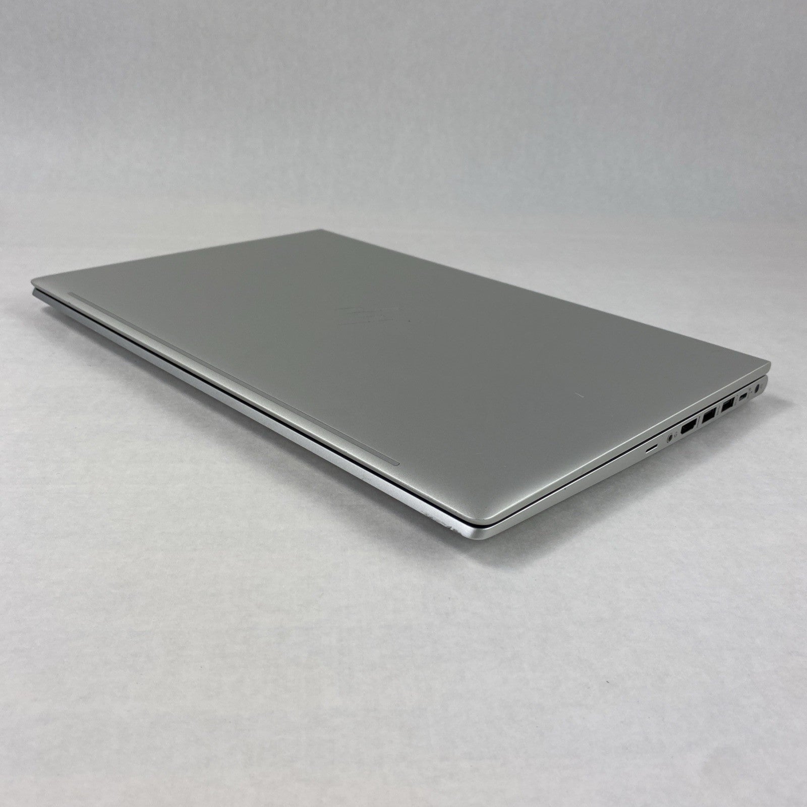 HP EliteBook 655 G9 AMD Ryzen 5 Pro 5675U 2.30GHz 8GB RAM 15.6" No HDD No OS