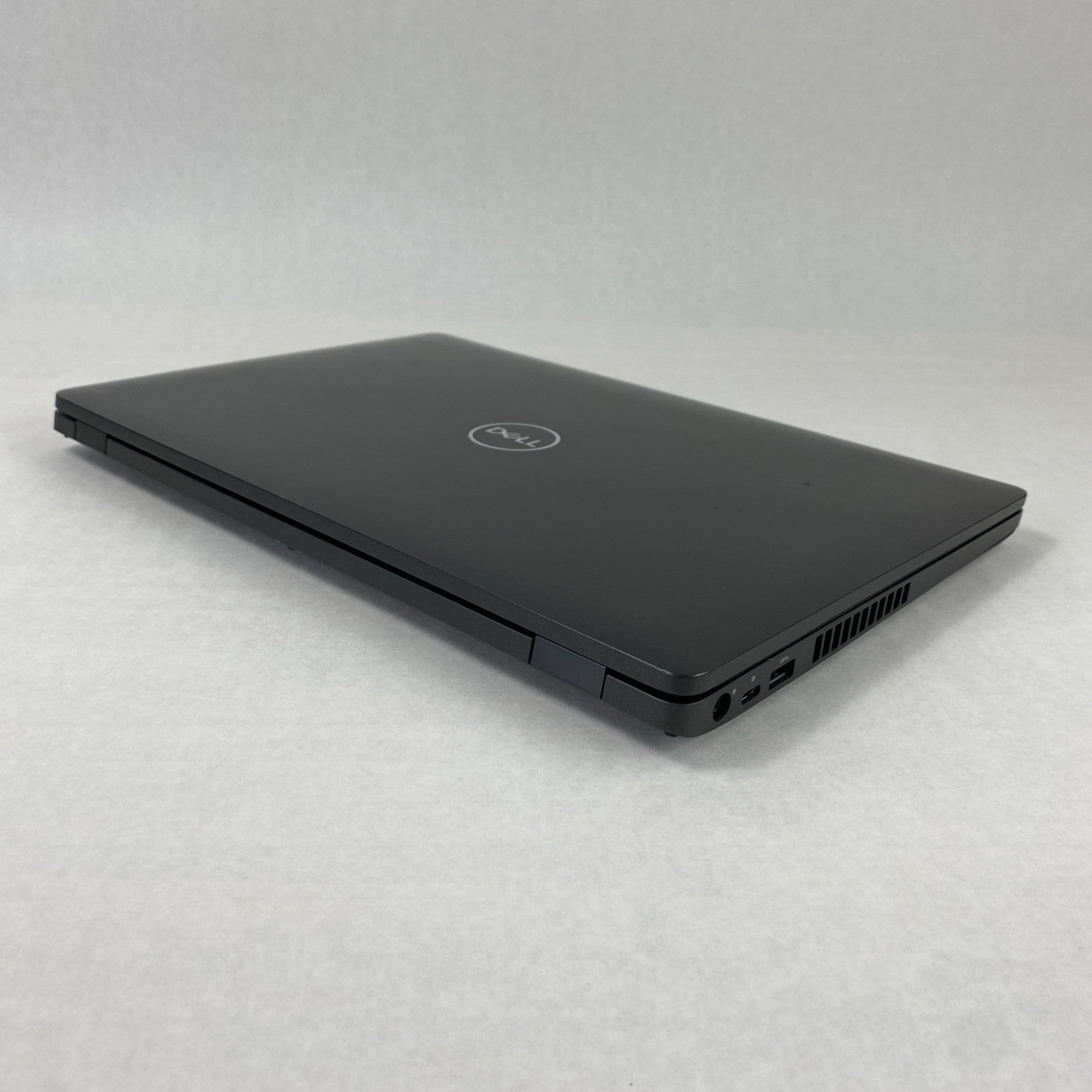 Dell Latitude 5500 Core i5-8365U 1.6GHz 16GB RAM 15.6" No Battery No HDD No OS