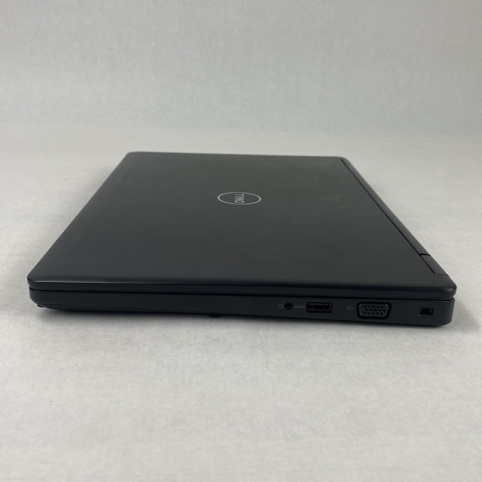 Dell Latitude 5490 Core i3-8130U 2.20 GHz 8 GB RAM 14" No Battery No HDD No OS