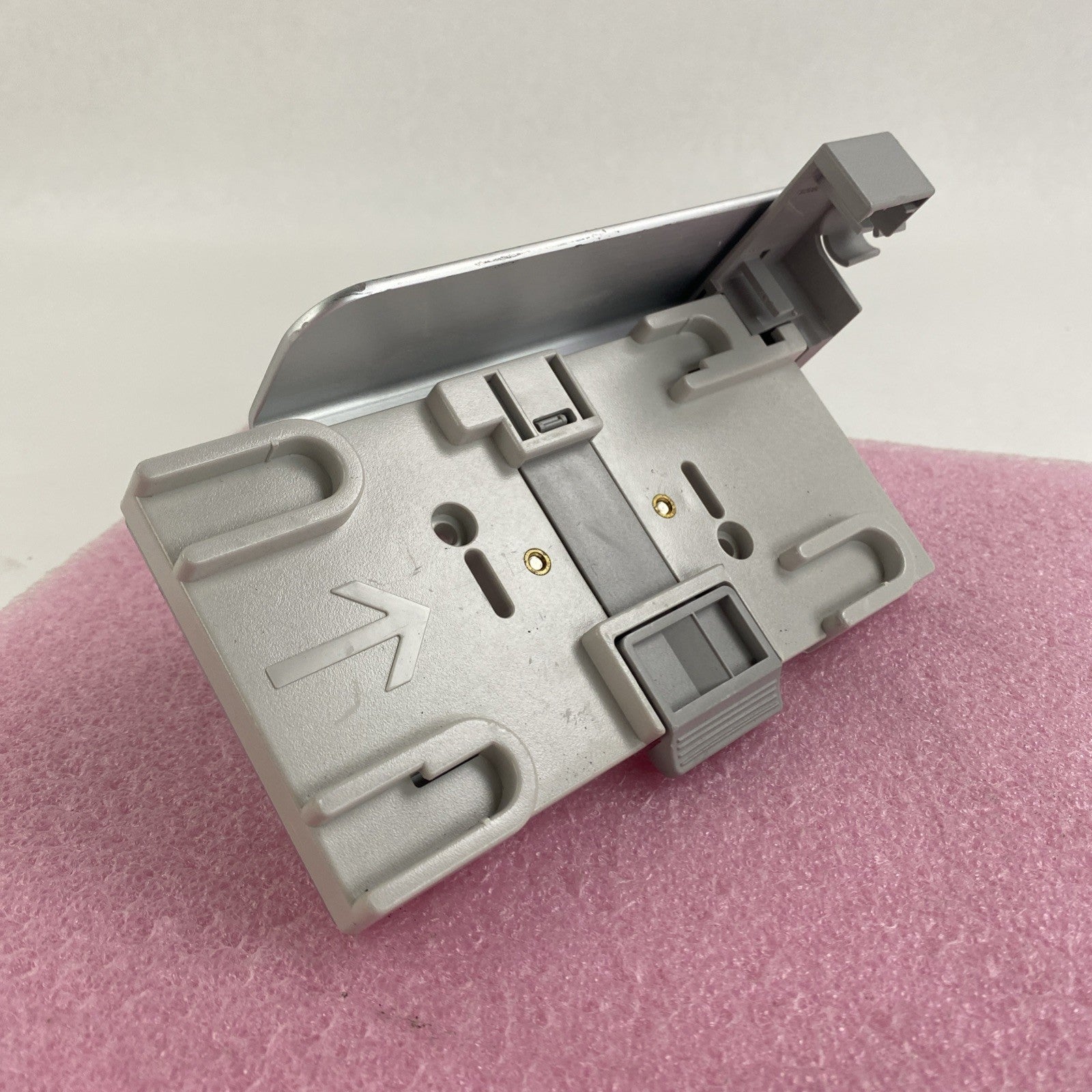 Philips M3080-41201 With Metal Mounting Bracket2