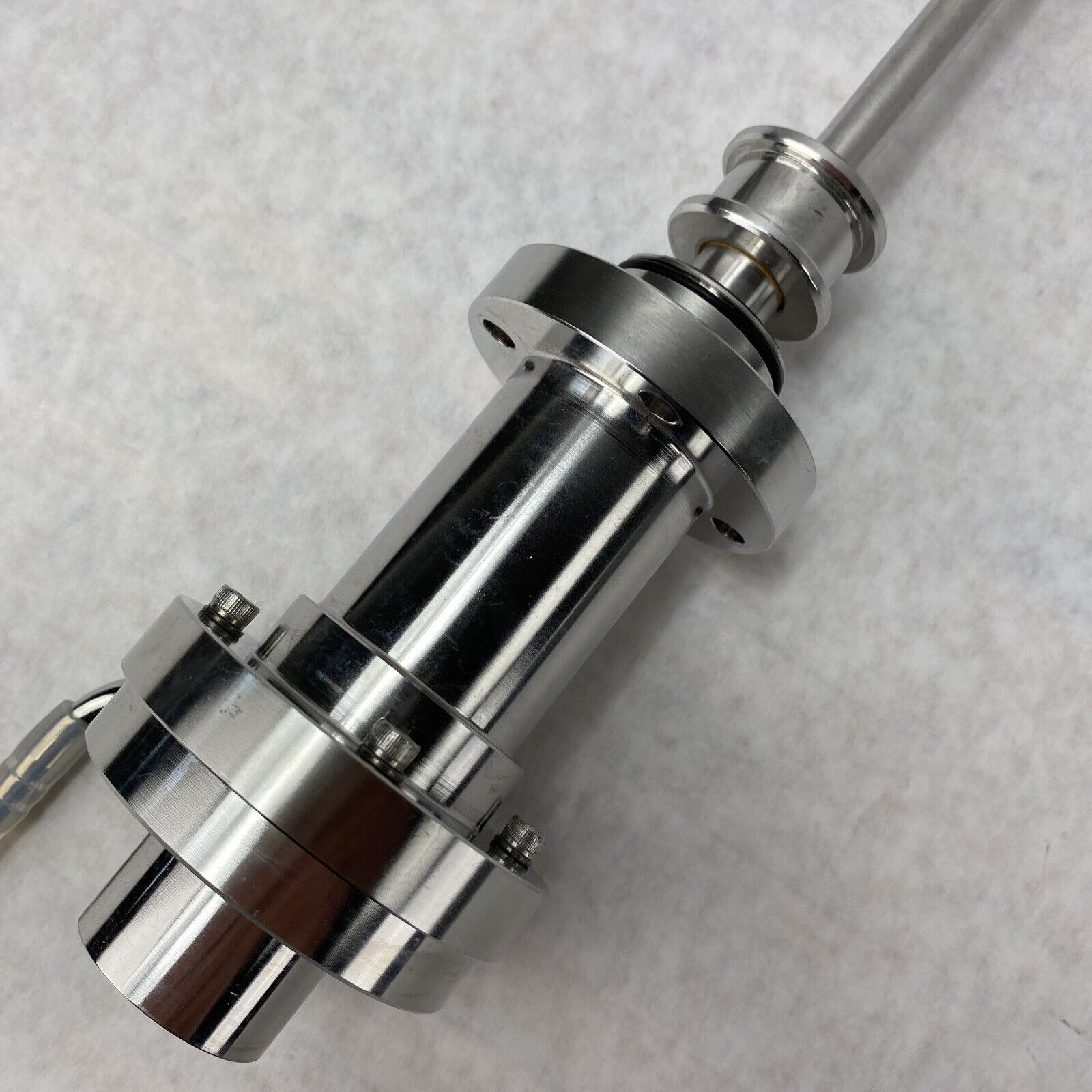 New Brunswick Scientific 16" Fermenter Agitator Device