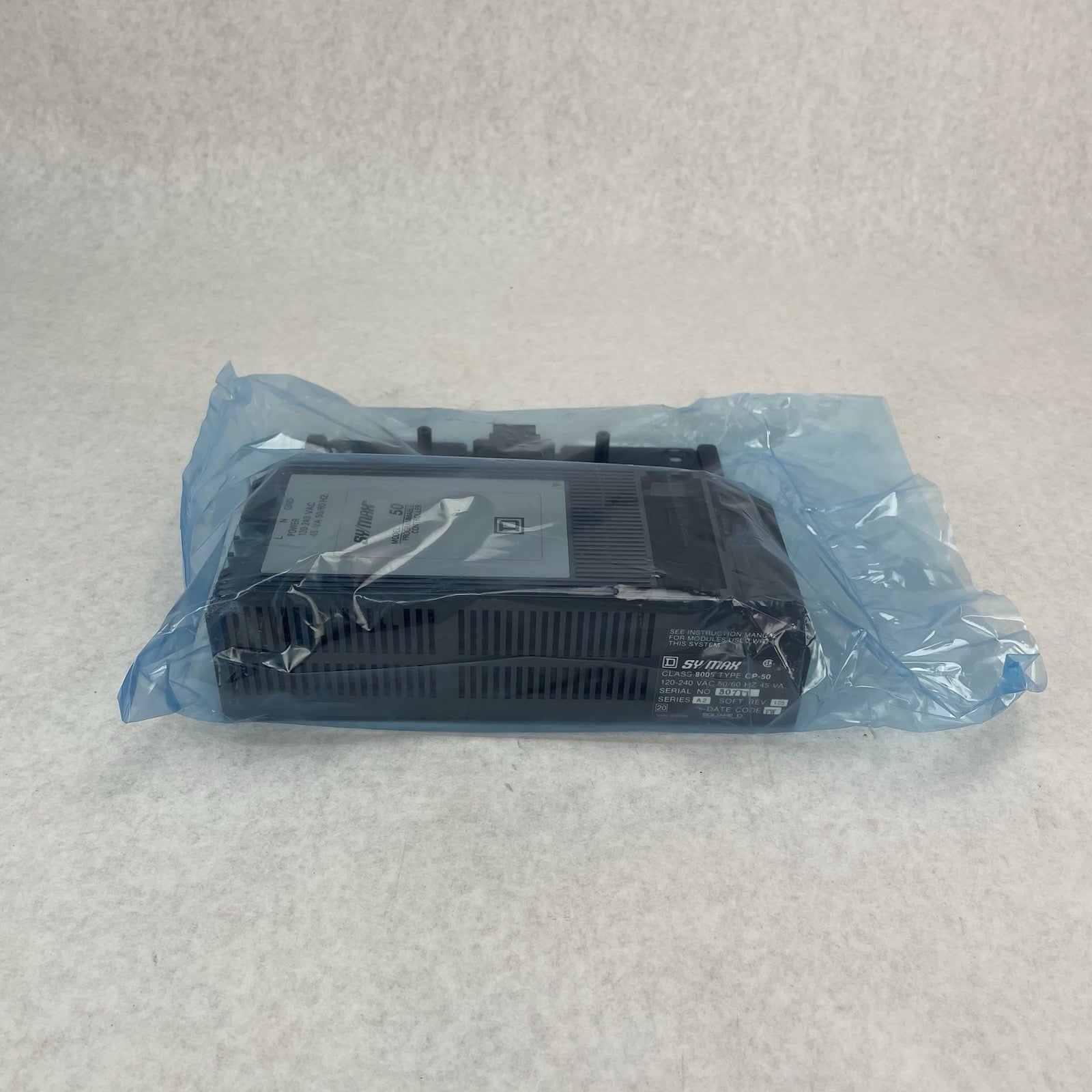 Square D 8005 CP-50 SY/MAX Model 50 Programmable Controller RT-108 Relay Module1
