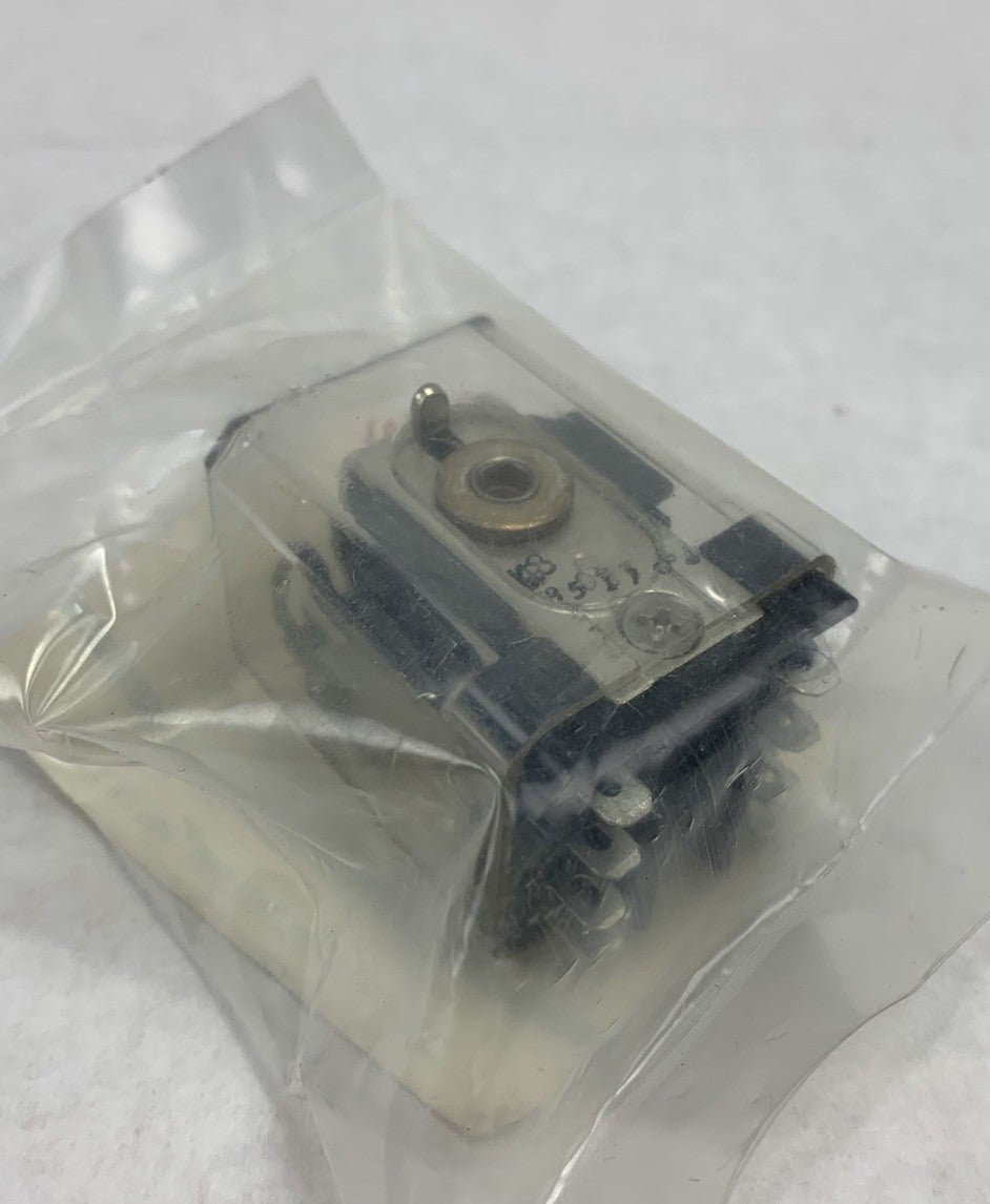 Beckman TJ-6 878815 Centrifuge Relay