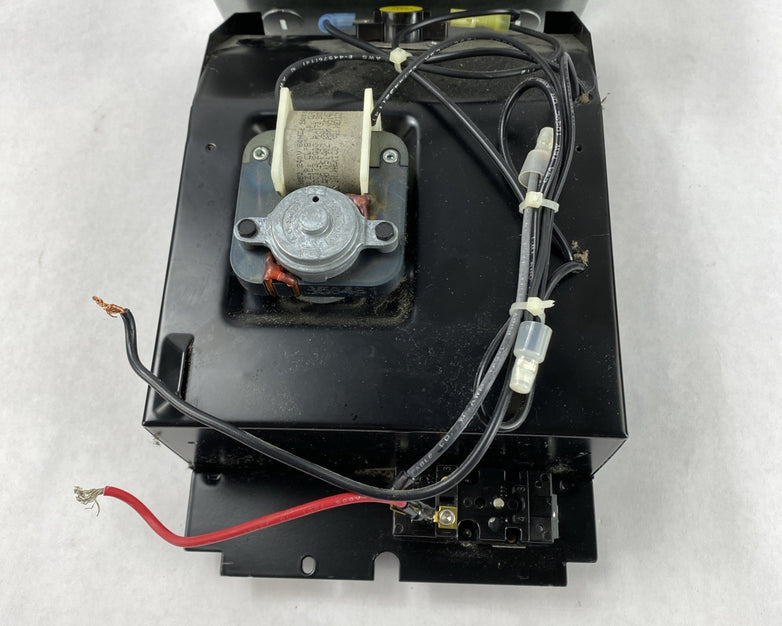 Cadet CSC152TW Wall Fan With Thermostat